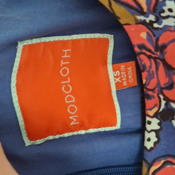 Modcloth XS Floral Fit & Flare Dress - Picture 3 of 5